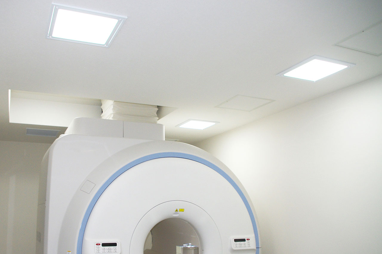 導入事例：非磁性体LED for MRI スクエアホワイトタイプ 株式会社Sansei